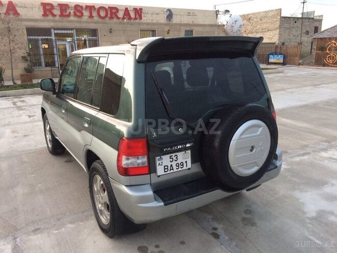 Mitsubishi Pajero io 2001, 290,000 km - 2.0 l - Bakı