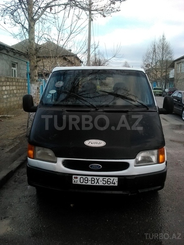 Ford Transit 1997, 200,000 km - 2.4 л - Yevlax