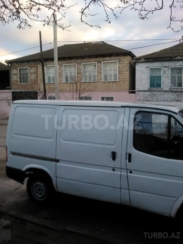Ford Transit 1997, 200,000 km - 2.4 л - Yevlax