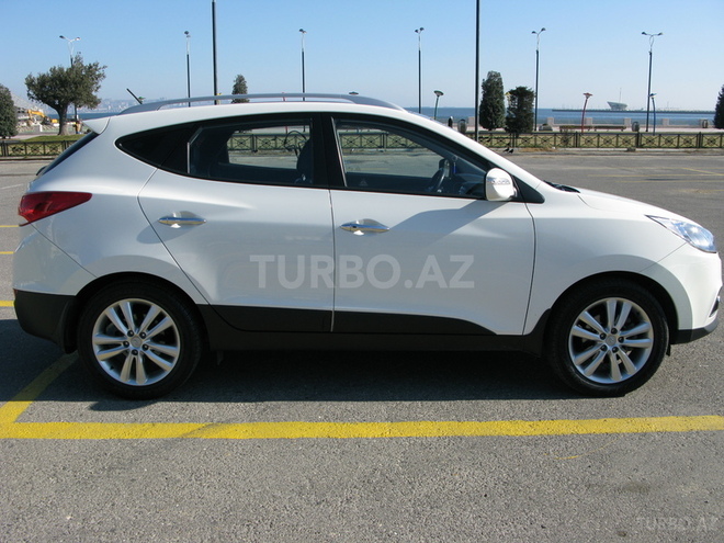 Hyundai ix35 2011, 40,000 km - 2.4 л - Bakı