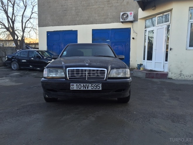 Mercedes C 180 1997, 295,000 km - 1.8 l - Bakı