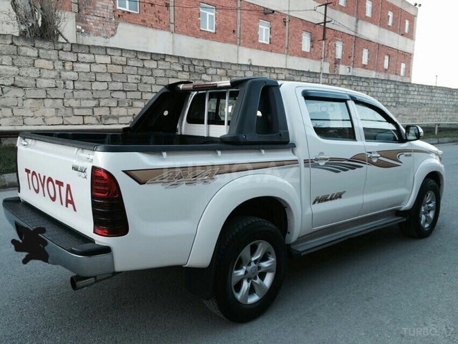 Toyota Hilux 2012, 102,000 km - 2.5 l - Bakı