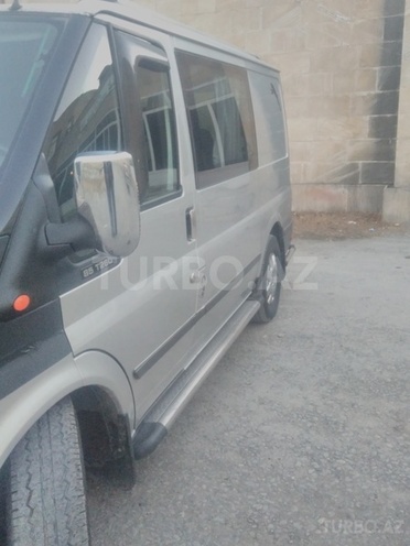 Ford Transit 2001, 250,000 km - 2.0 l - Ucar
