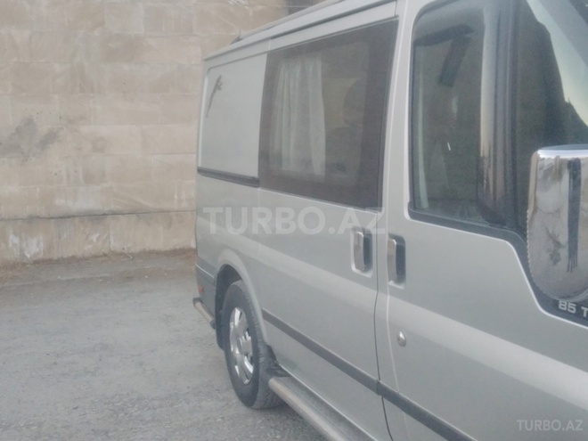 Ford Transit 2001, 250,000 km - 2.0 l - Ucar