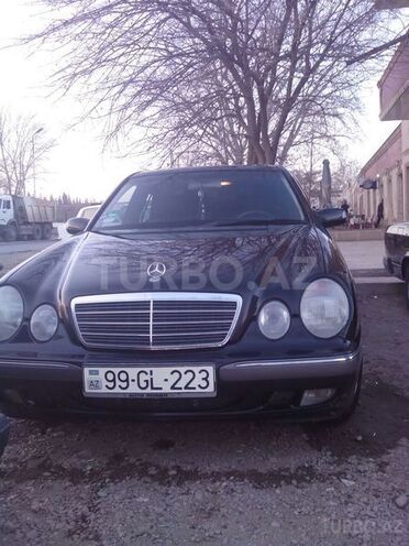 Mercedes E 200 1999, 223,000 km - 2.0 l - Qazax