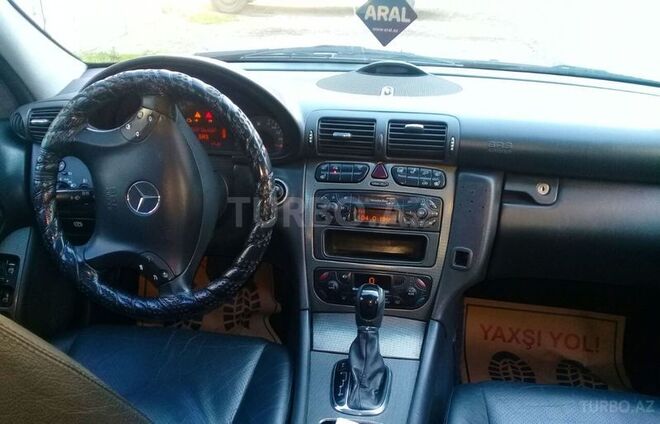 Mercedes C 220 2000, 298,000 km - 2.2 л - Bakı