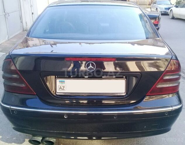 Mercedes C 220 2000, 298,000 km - 2.2 л - Bakı