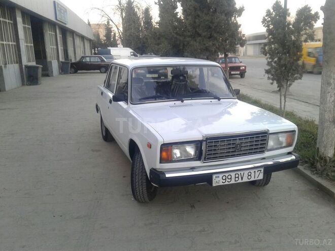 LADA (VAZ) 2107 2011, 75,827 km - 1.6 l - Salyan