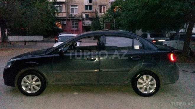 Kia Rio 2011, 180,300 km - 1.4 l - Bakı