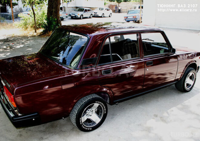 LADA (VAZ) 2107 2001, 23,000 km - 1.6 l - Bakı
