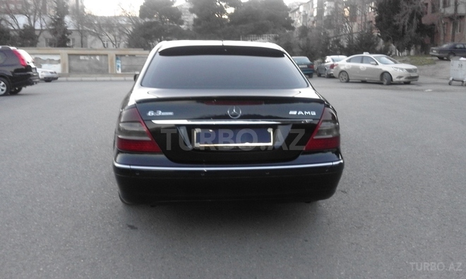 Mercedes E 270 2002, 272,000 km - 2.7 l - Bakı