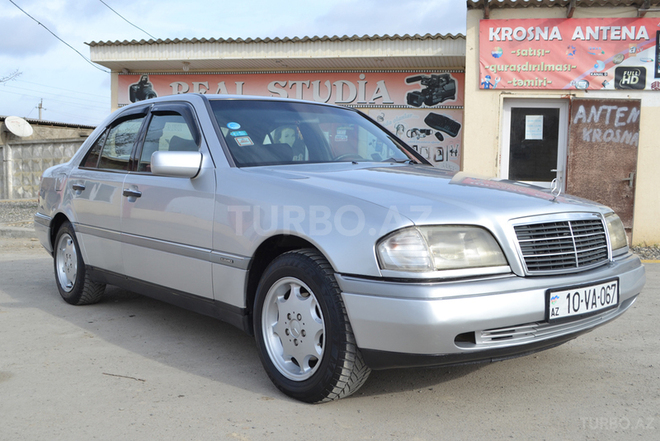 Mercedes C 200 1994, 325,000 km - 2.0 l - Bakı