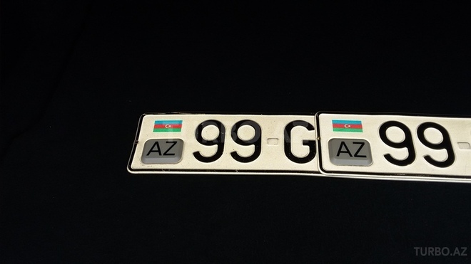 Mercedes E 240 2003, 230,270 km - 2.6 l - Qax