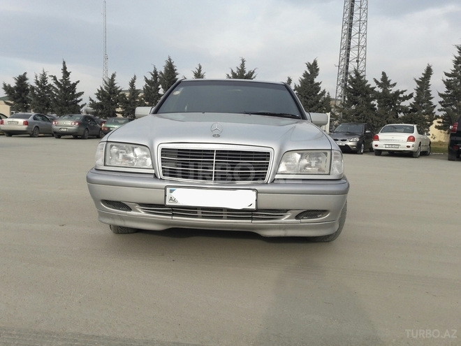 Mercedes C 180 1999, 200,264 km - 1.8 л - Sumqayıt