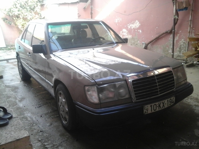 Mercedes E 200 1989, 163,543 km - 2.0 л - Bakı