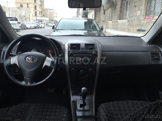 Toyota Corolla 2006, 114,000 km - 1.6 l - Bakı