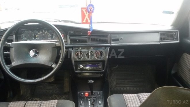 Mercedes 190 1990, 275,800 km - 2.0 l - Bakı