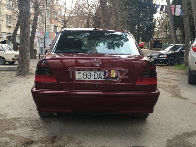 Mercedes C 180 1999, 166,000 km - 1.8 l - Bakı