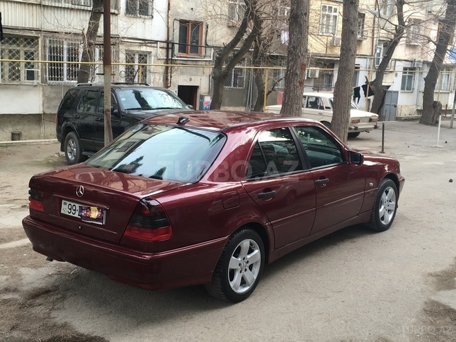 Mercedes C 180 1999, 166,000 km - 1.8 l - Bakı