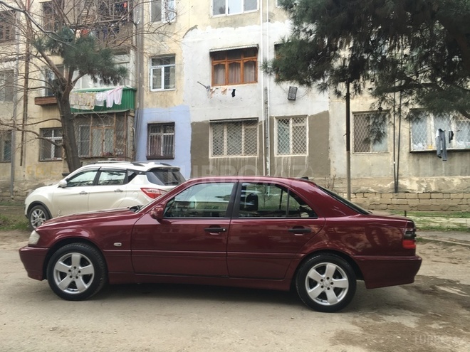 Mercedes C 180 1999, 166,000 km - 1.8 l - Bakı