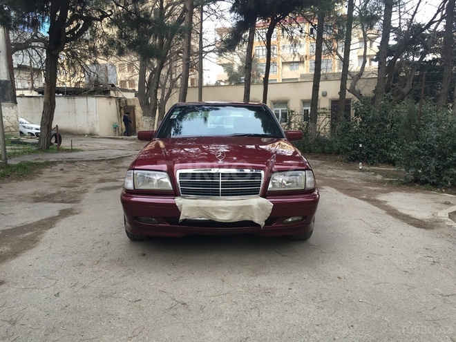 Mercedes C 180 1999, 166,000 km - 1.8 l - Bakı