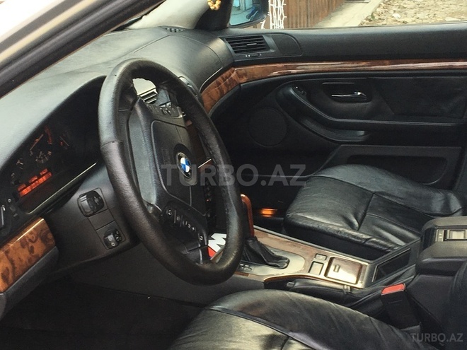 BMW 540 1999, 277,375 km - 4.4 l - Bakı