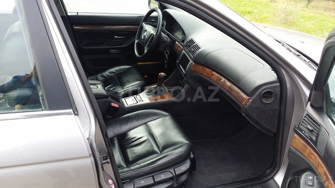 BMW 525 2000, 191,000 km - 2.5 l - Gəncə