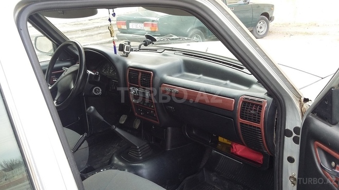 GAZ 31105 2005, 88,500 km - 2.3 l - Bakı