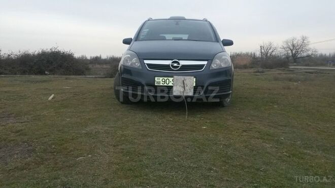 Opel Zafira 2005, 230,000 km - 2.2 л - Bakı