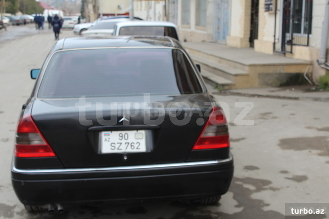 Mercedes C 220 1995, 197,546 km - 2.2 л - Bakı