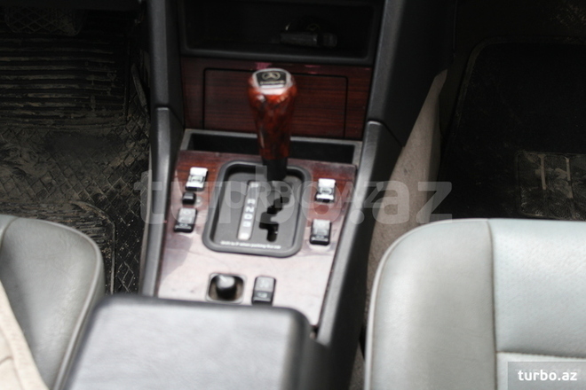 Mercedes C 220 1995, 197,546 km - 2.2 л - Bakı
