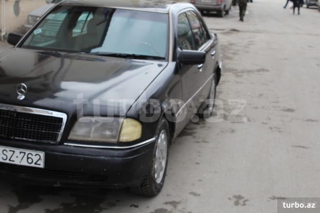Mercedes C 220 1995, 197,546 km - 2.2 л - Bakı