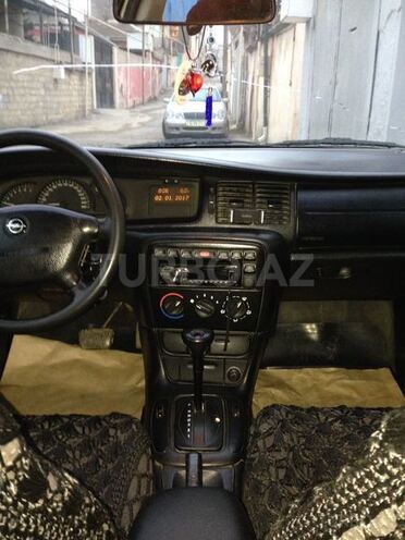 Opel Vectra 1997, 250,000 km - 2.0 l - Bakı