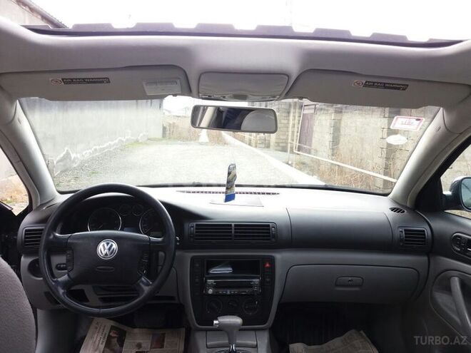 Volkswagen Passat 2003, 176,000 km - 1.8 l - Sumqayıt
