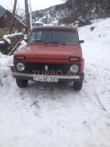 LADA (VAZ) Niva 1996, 100,000 km - 1.6 l - Qax