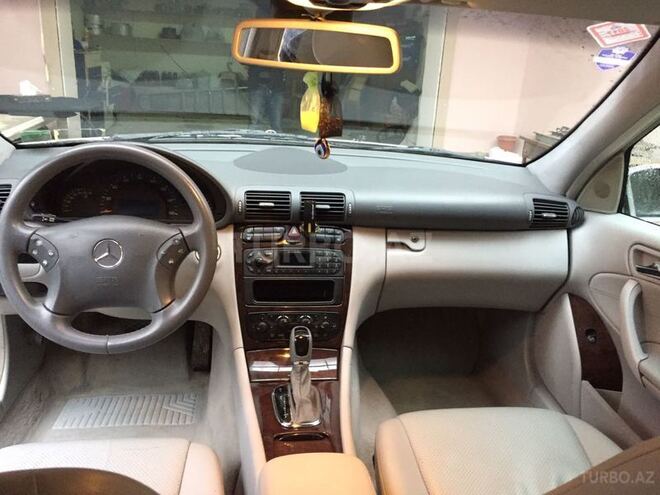 Mercedes C 240 2002, 294,000 km - 2.6 l - Bakı