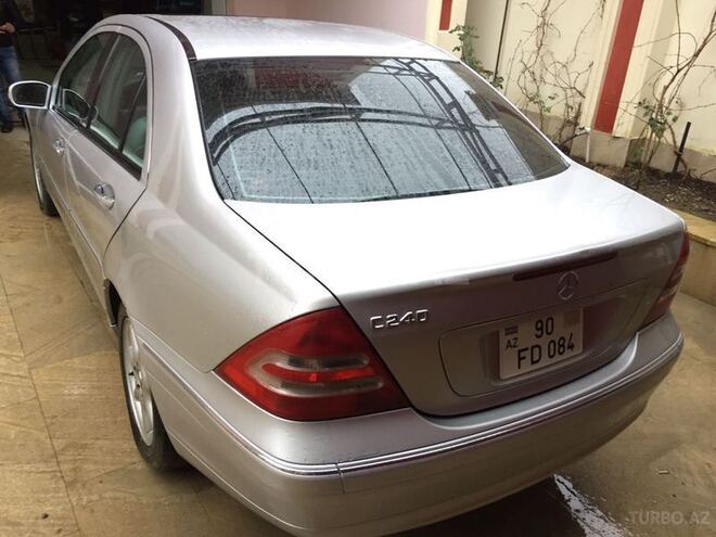 Mercedes C 240 2002, 294,000 km - 2.6 l - Bakı