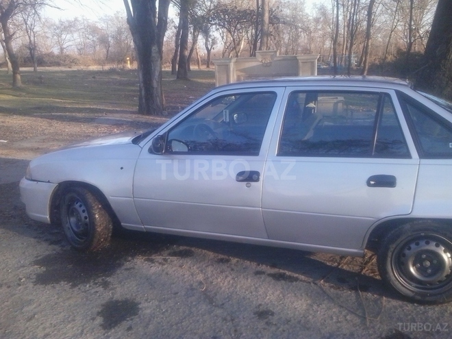 Daewoo Nexia 2011, 199,600 km - 0.2 л - Zaqatala