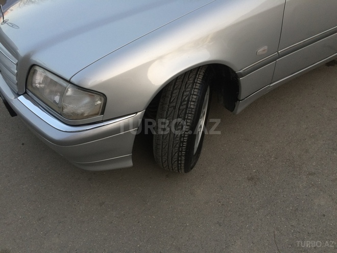 Mercedes C 200 1998, 2,930,000 km - 2.0 l - Bakı