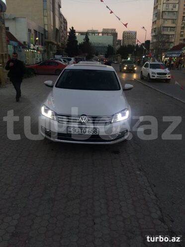 Volkswagen Passat 2011, 53,000 km - 1.8 l - Bakı