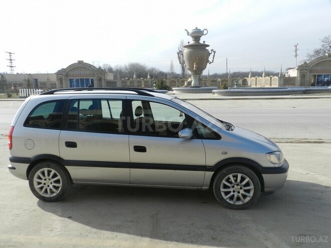 Opel Zafira 2000, 325,620 km - 1.8 l - Xaçmaz