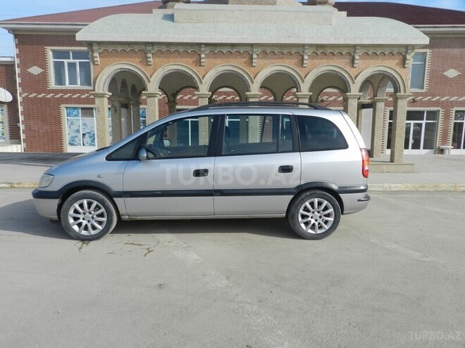 Opel Zafira 2000, 325,620 km - 1.8 l - Xaçmaz