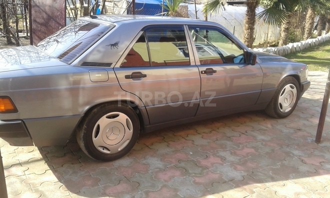 Mercedes 190 1992, 370,000 km - 1.8 l - Lənkəran
