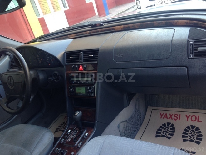Mercedes C 280 1998, 256,000 km - 2.8 l - Bakı