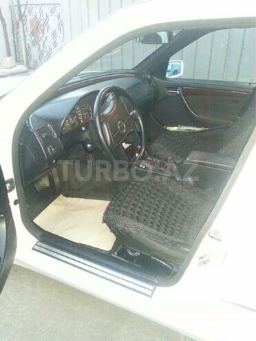 Mercedes C 220 1999, 275,000 km - 2.2 l - Bakı