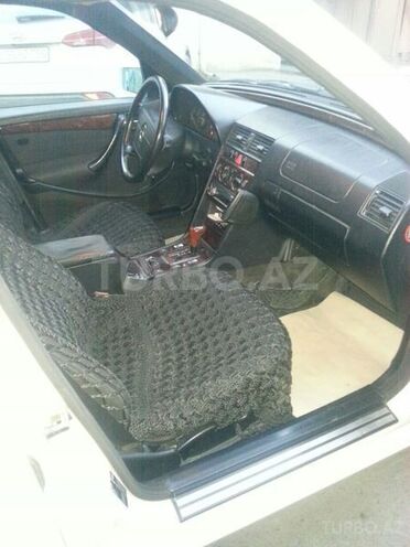 Mercedes C 220 1999, 275,000 km - 2.2 l - Bakı