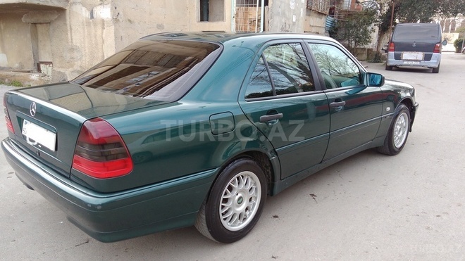 Mercedes C 180 1999, 173,000 km - 1.8 л - Bakı