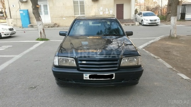 Mercedes C 220 1997, 198,000 km - 2.2 l - Bakı