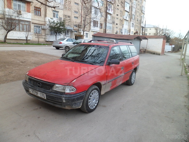 Opel Astra 1995, 134,580 km - 1.6 l - Bakı