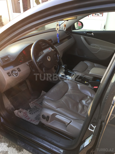 Volkswagen Passat 2006, 285,253 km - 2.0 l - Bakı